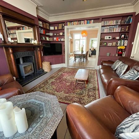 Вилла Victorian Beach House With Parking Тинмут Экстерьер фото